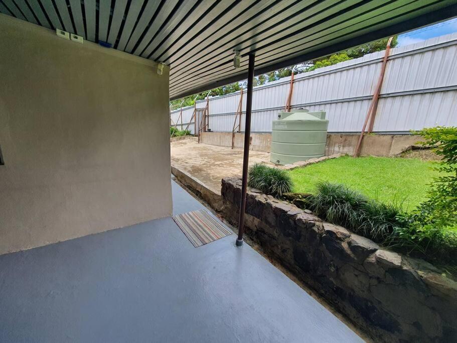 Loverly 3 Bedroom Rental Pool Outdoor Area Upper 苏瓦 外观 照片