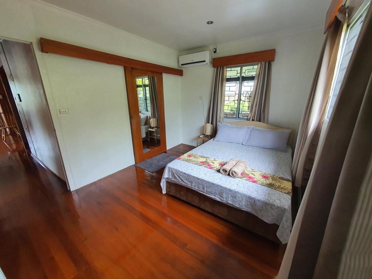 Loverly 3 Bedroom Rental Pool Outdoor Area Upper 苏瓦 外观 照片