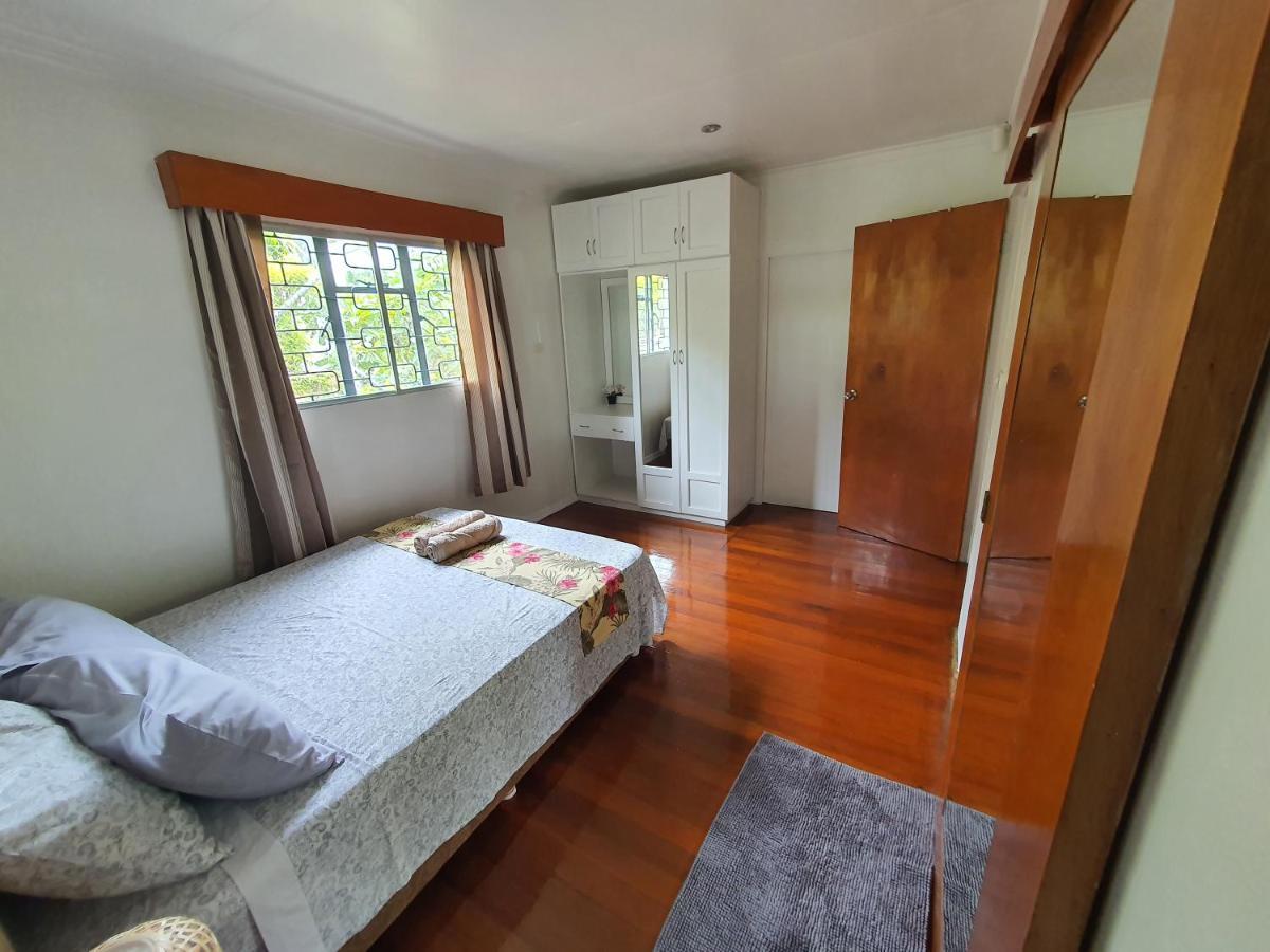 Loverly 3 Bedroom Rental Pool Outdoor Area Upper 苏瓦 外观 照片