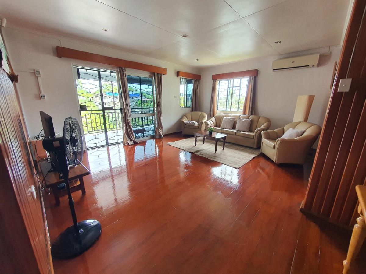 Loverly 3 Bedroom Rental Pool Outdoor Area Upper 苏瓦 外观 照片