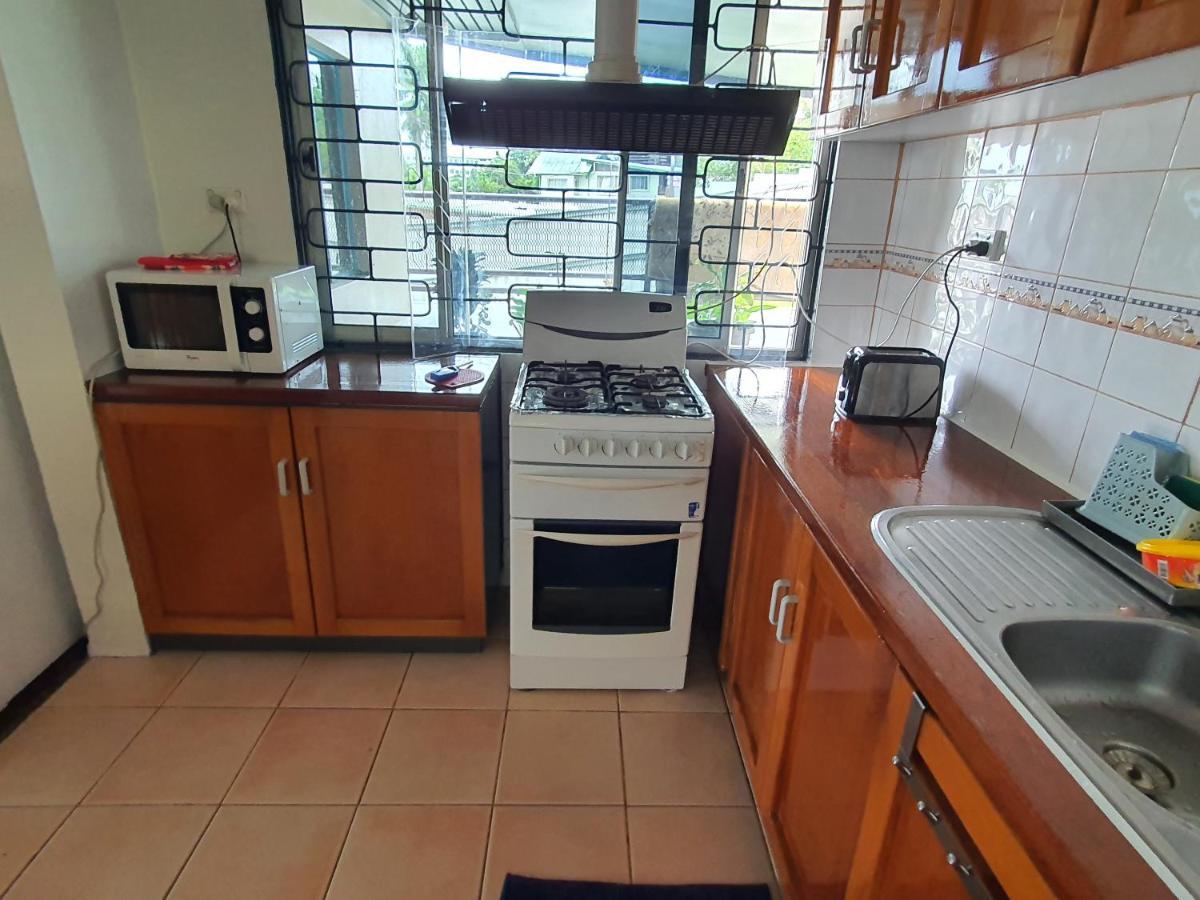 Loverly 3 Bedroom Rental Pool Outdoor Area Upper 苏瓦 外观 照片