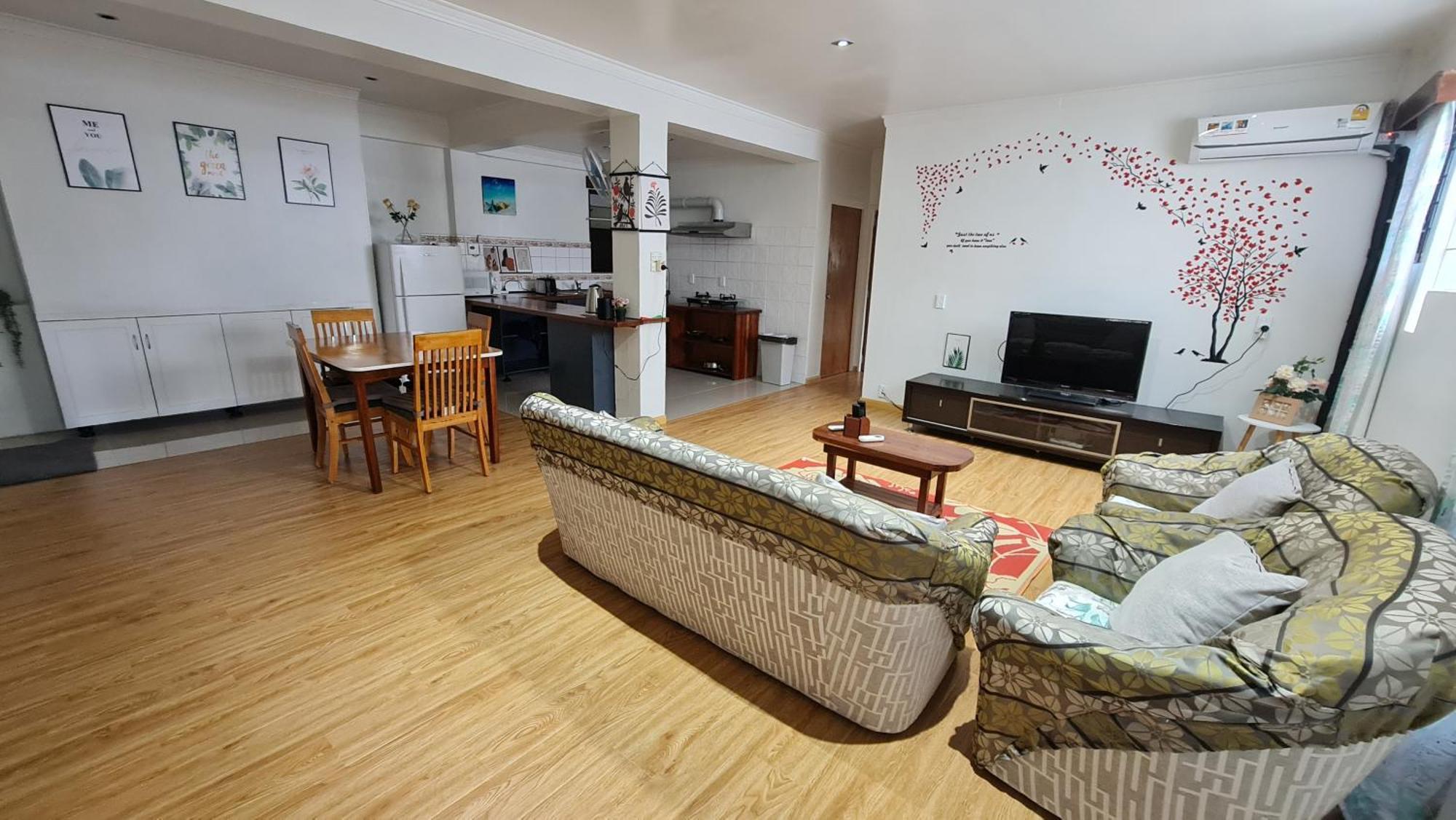Loverly 3 Bedroom Rental Pool Outdoor Area Upper 苏瓦 外观 照片