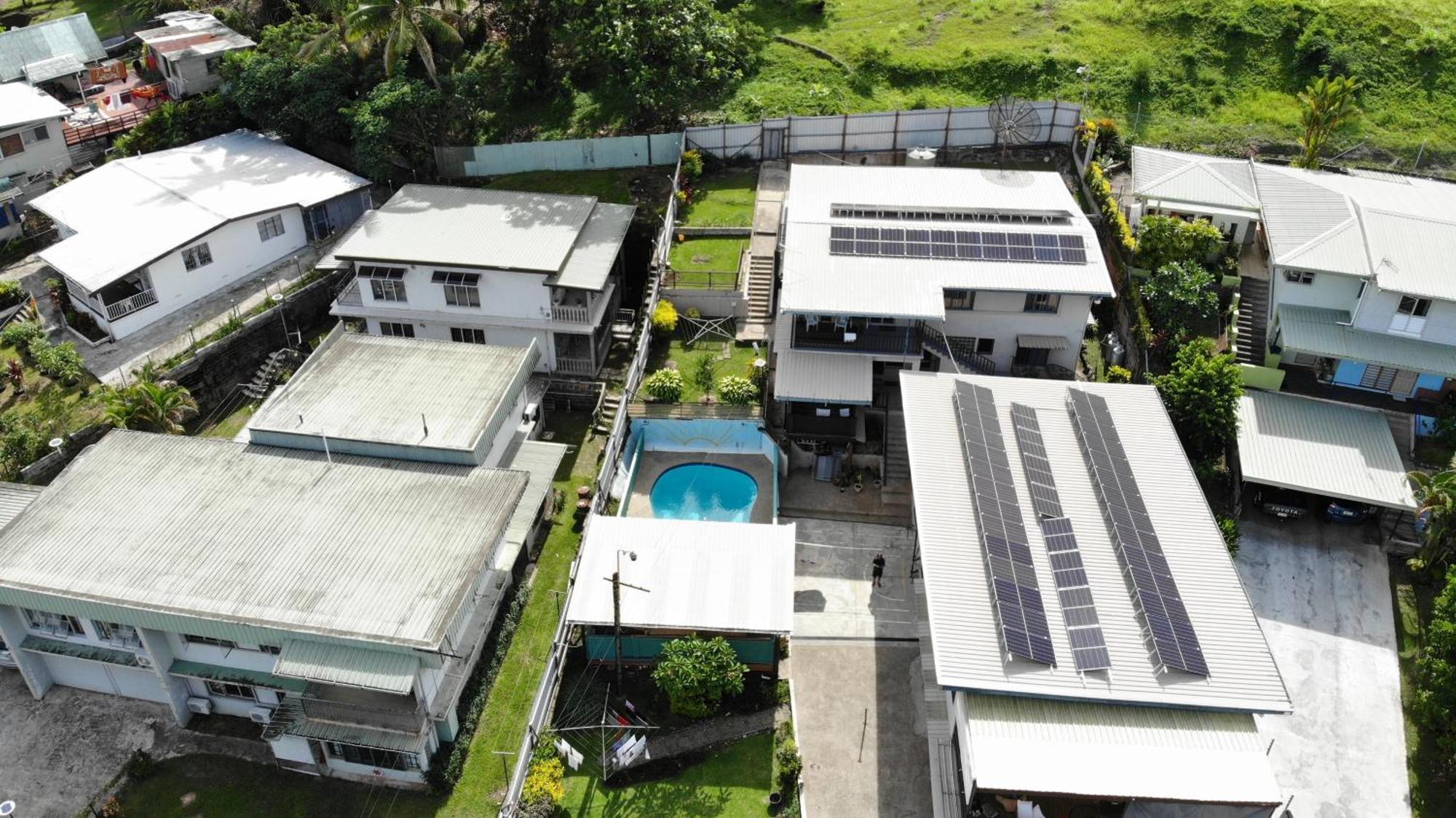 Loverly 3 Bedroom Rental Pool Outdoor Area Upper 苏瓦 外观 照片